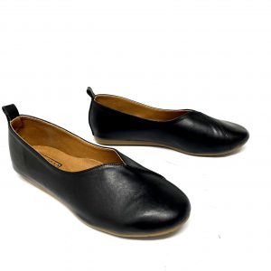 דגם 558 : נעלי נשים מעור – DORIT